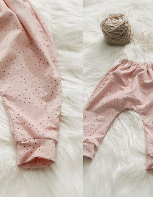 Load image into Gallery viewer, Pearl Pink with Gold Dot Harem Baby Pants and Hat
